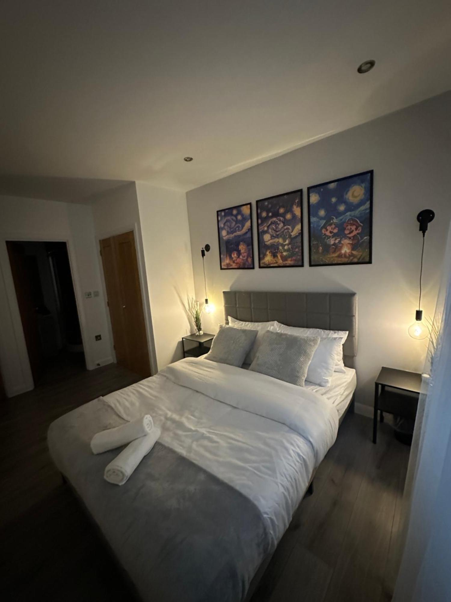 Retro Suite A Luxury Apartment With King Size Bed Wii Games And Entertainment เลสเตอร์ ภายนอก รูปภาพ
